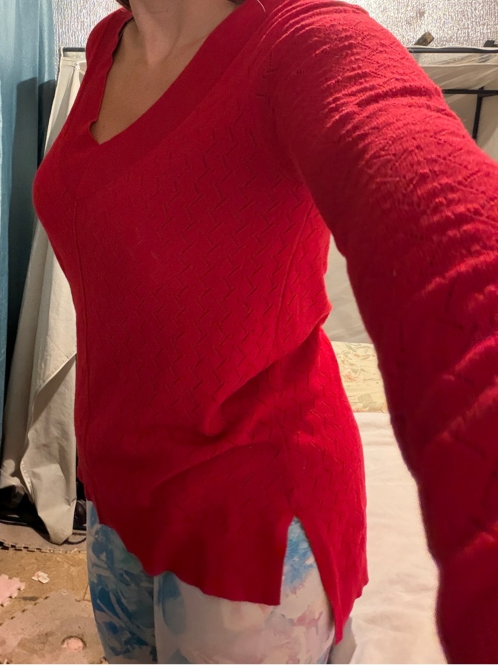 Cable & Gauge Bold Red V-Neck Sweater with Side Slits